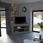 Holiday home Des Taravelles *