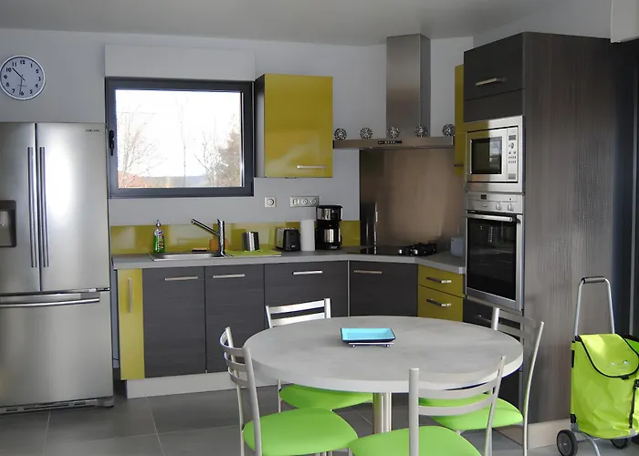 Holiday home Des Taravelles Manzat